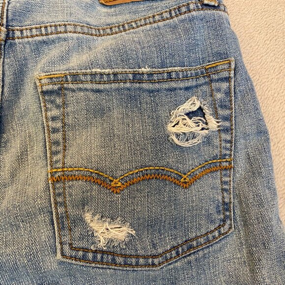 American Eagle Womans Shorts Size 28 Core Flex Distressed Denim Destroyed - Picture 12 of 13